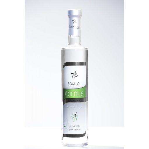 CORNUS JUHFARK SZŐLŐ PÁLINKA 52° 0,5 l
